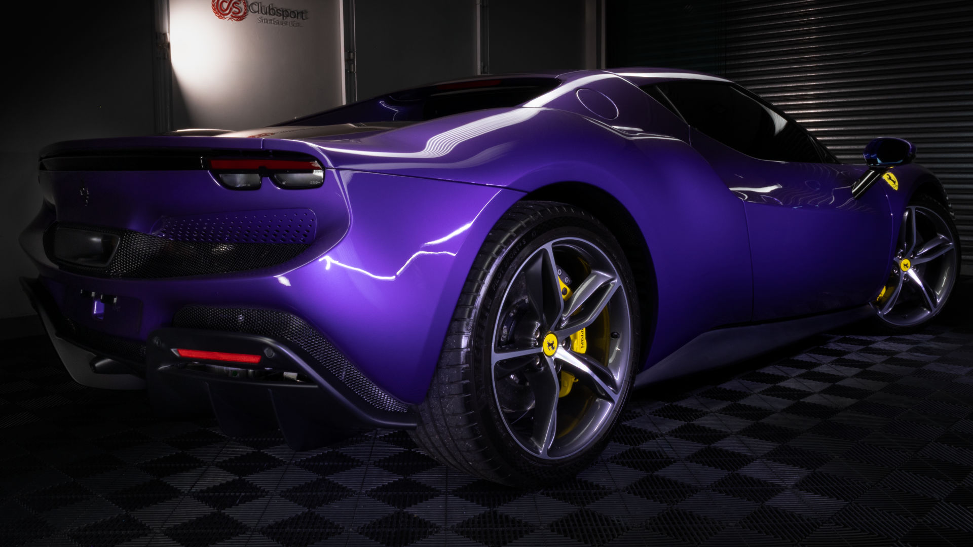 Veículo premium detalhado pela Top Class Auto Spa